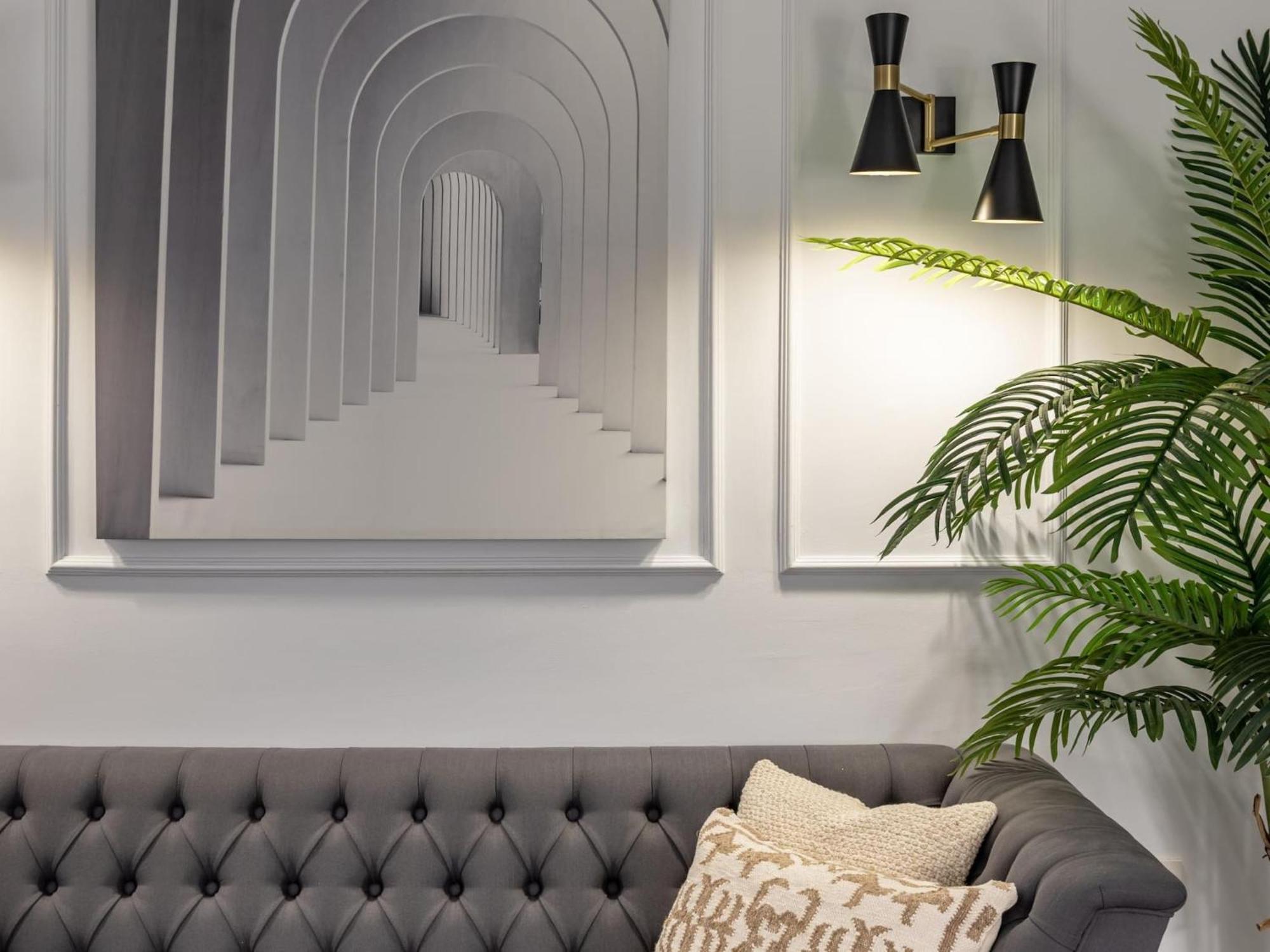 Central Stylish And Elegant 1 & 2 Bedroom Apartments III 그라나다 외부 사진